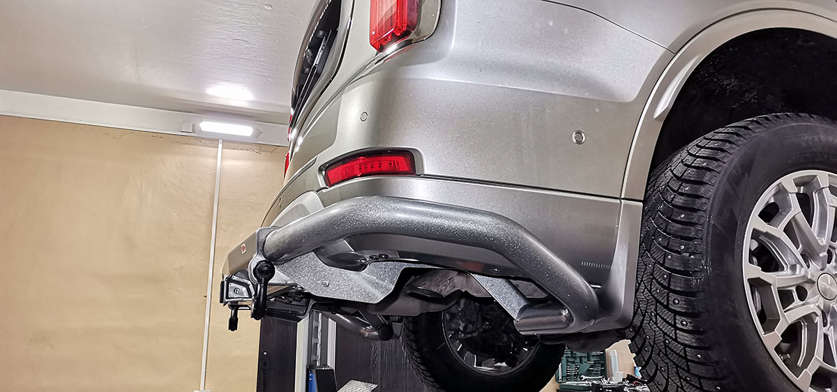 Бампер РИФ задний силовой/защита штатного бампера TANK 500 c квадратом под фаркоп