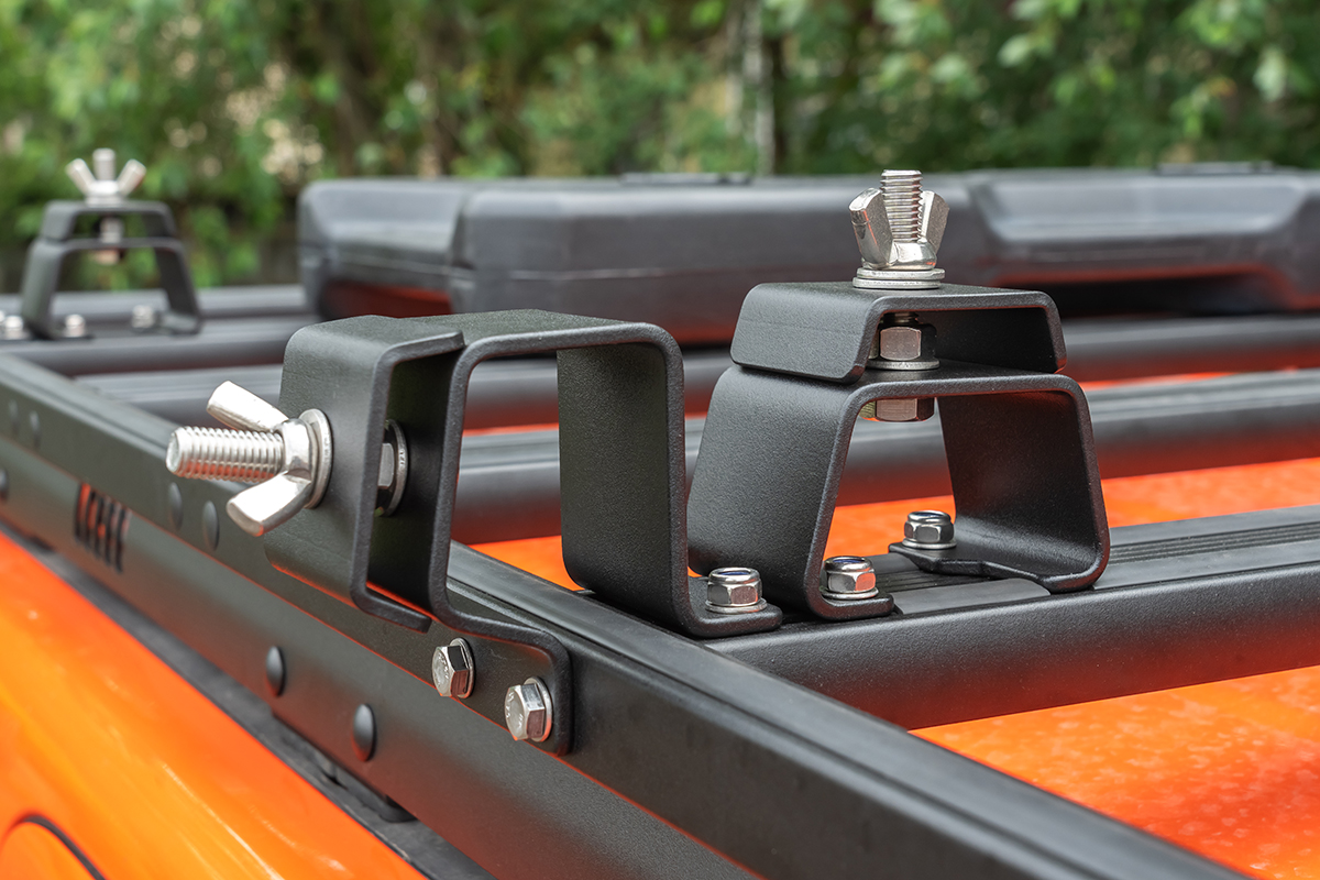 Кронштейны для бокового крепления домкрата Hi-Jack к алюминиевому багажнику (платформе) РИФ