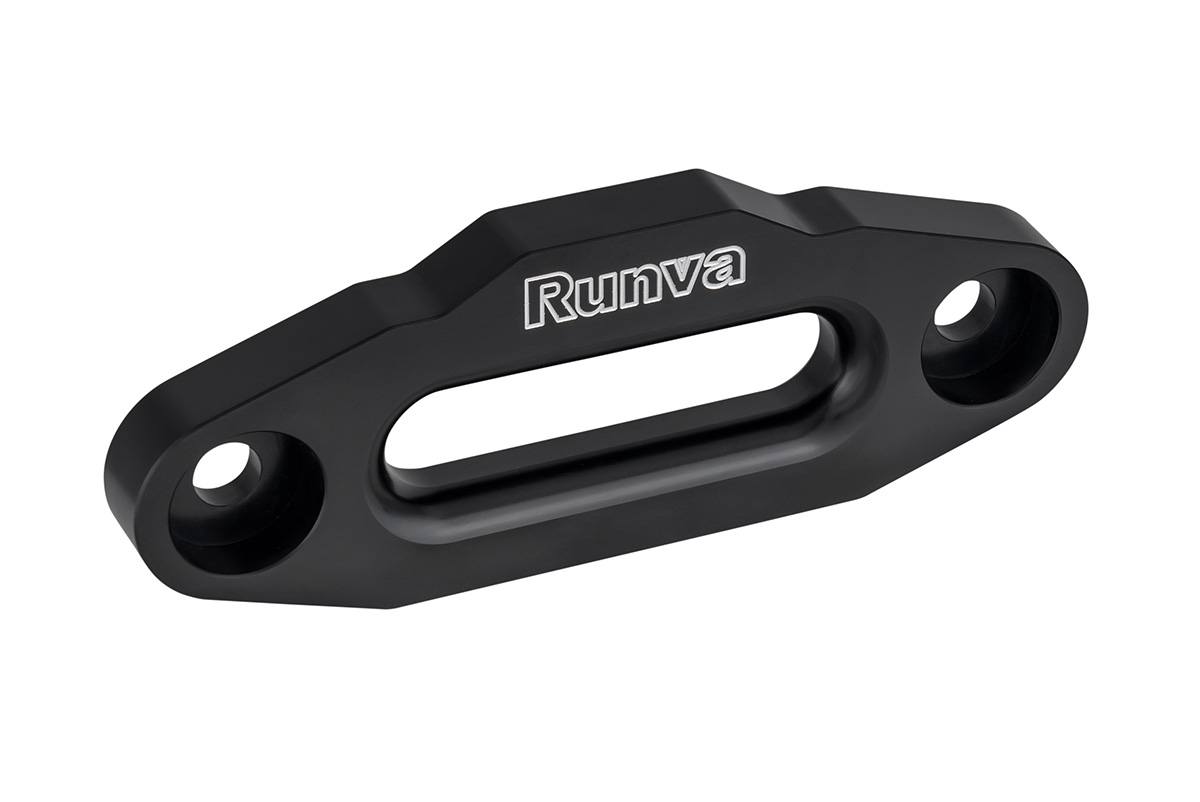 Лебёдка электрическая 12V Runva 3500A lbs 1588 кг (синтетический трос)