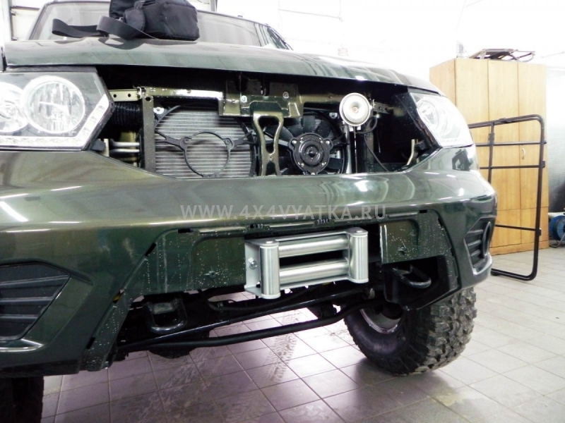 Площадка под лебедку в штатный бампер УАЗ Патриот до 2015 г.в универсальная