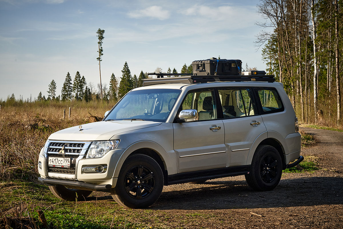 Багажник экспедиционный (платформа) алюминиевый РИФ 1150x2080 мм для Mitsubishi Pajero IV (с крепежом)