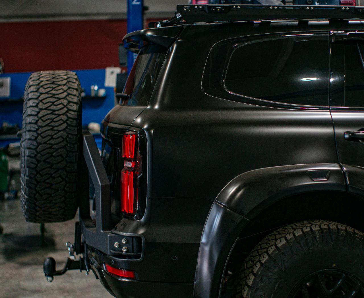 Калитка (кронштейн крепления) запасного колеса TANK 500