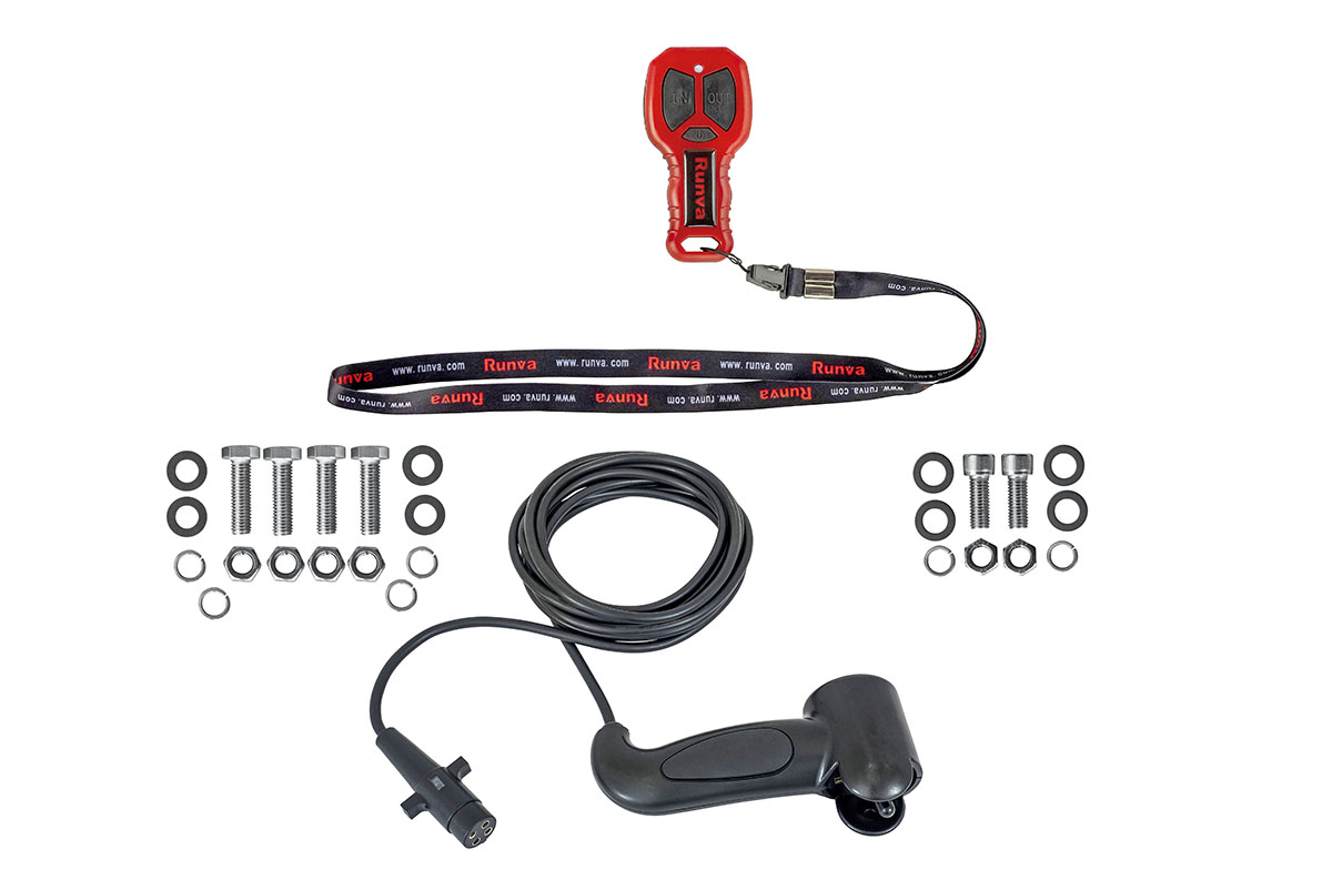 Лебёдка автомобильная электрическая 12V Runva EWX10000SSR 4500 кг (синтетический трос)