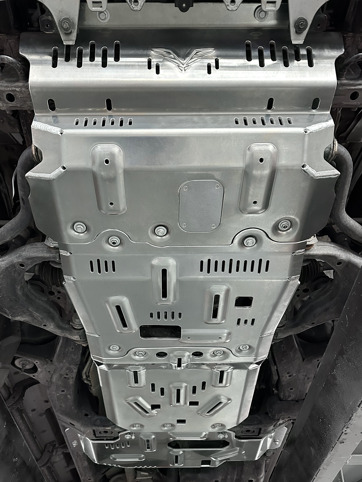 Защита Falcon радиатора, картера, РК, КПП для Toyota Land Cruiser 150 (дизель 2.8T VX, KDSS), алюминий, 8 мм