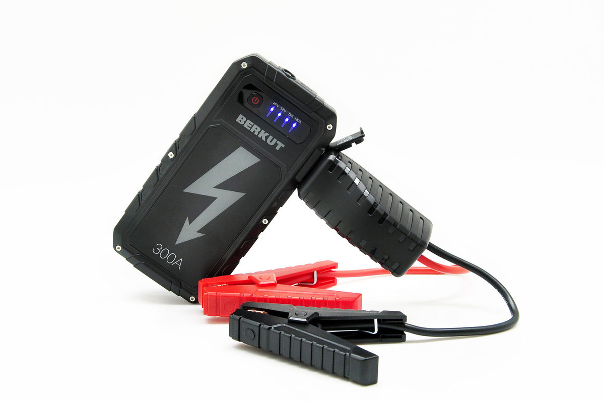 Пуско-зарядное устройство BERKUT SPECIALIST JSL-9000 (Li-Polymer)