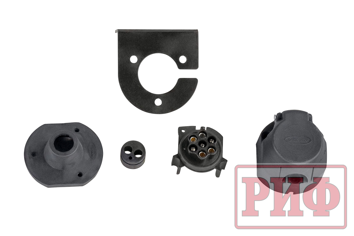 Бампер РИФ силовой задний Toyota Land Cruiser 200 2007-2012 с квадратом под фаркоп и фонарями, стандарт