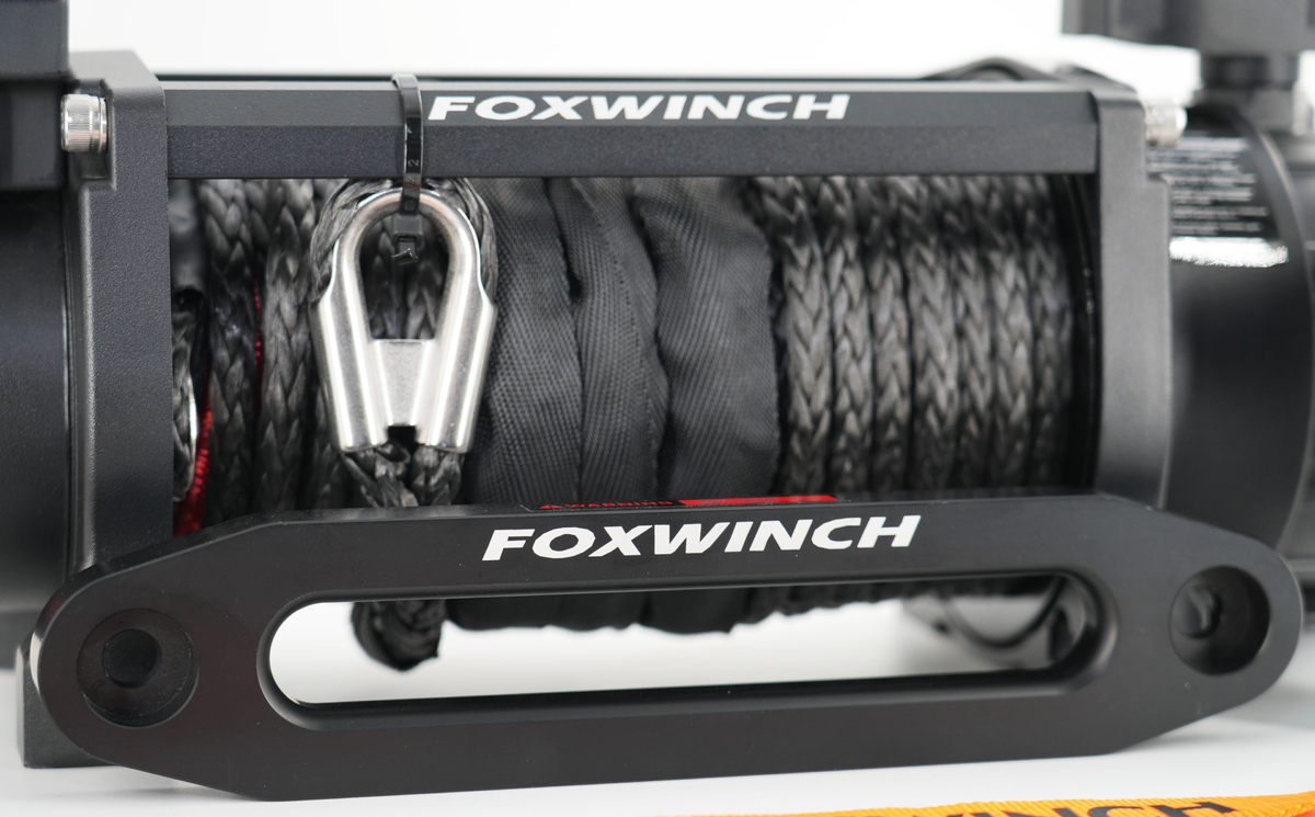 Лебедка автомобильная FOX WINCH 9500s 12V (синтетический трос)