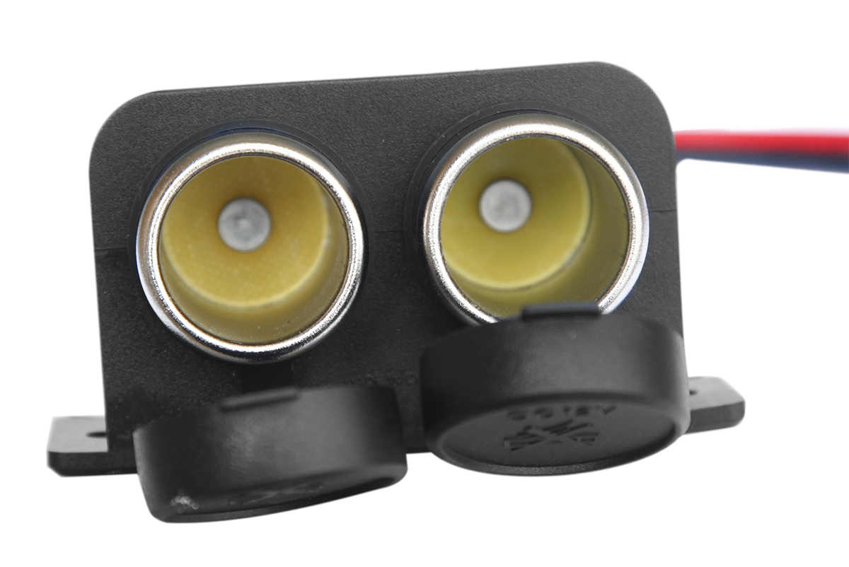 Розетка двойная на кронштейне