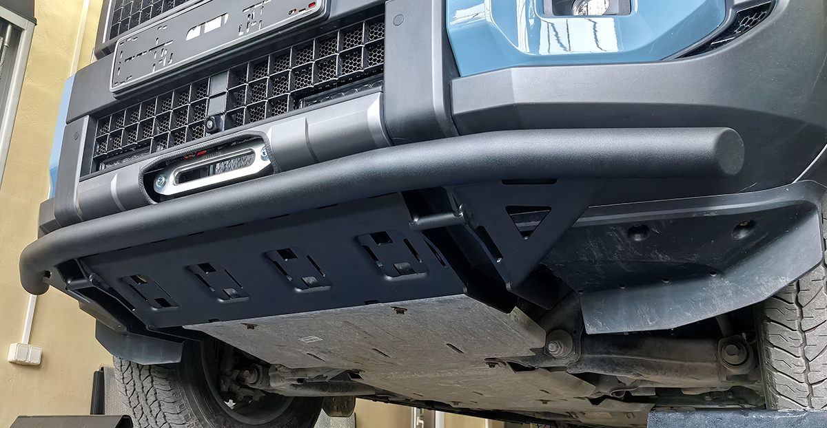 Бампер РИФ силовой передний Toyota Land Cruiser Prado 250 c защитой радиатора (устанавливается только с площадкой RIF250-30000)