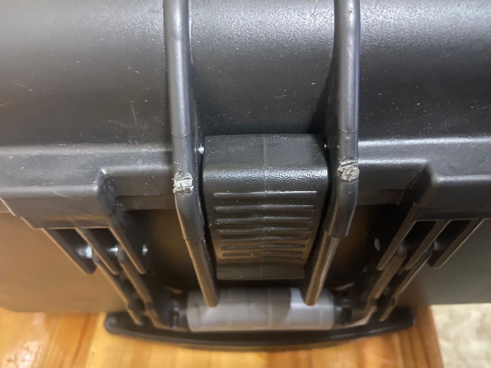 Кейс защитный ударопрочный РИФ 560х455х265 мм на колесах с телескопической ручкой IP55 уценённый