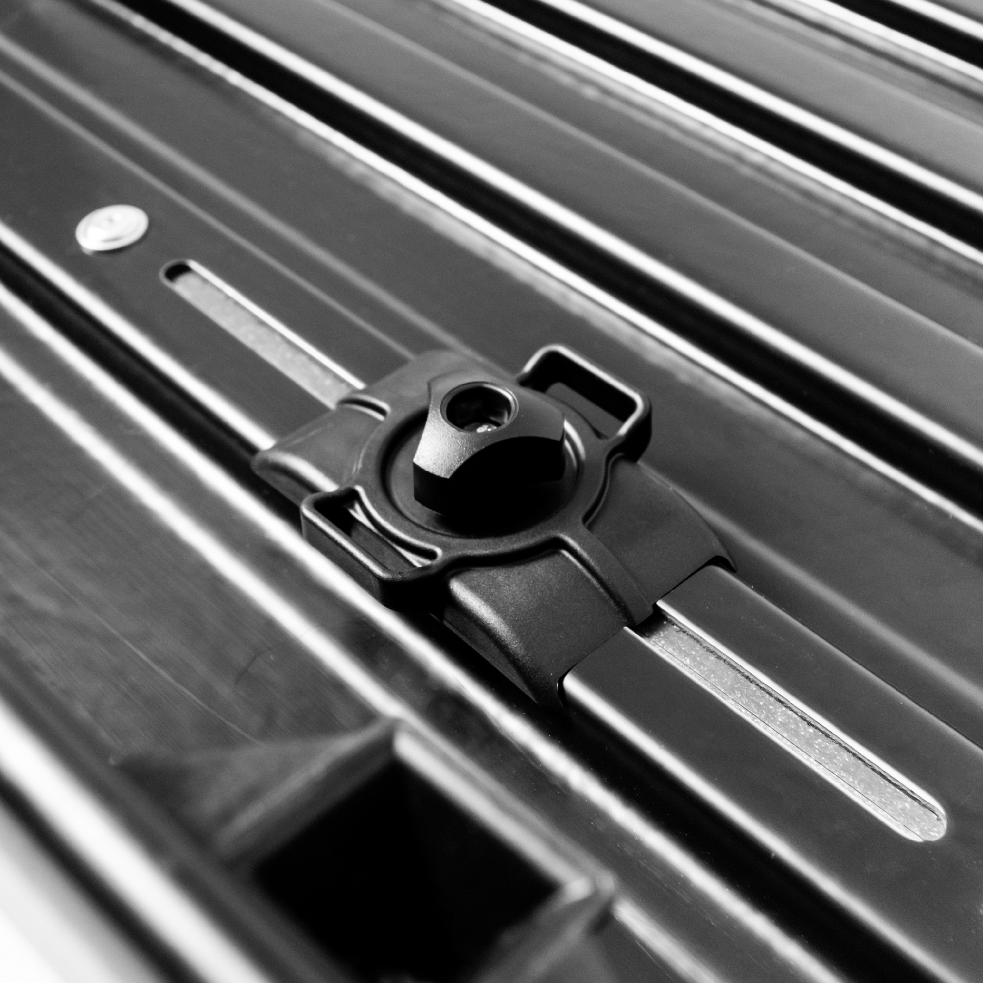 Бокс LUX TAVR 197 черный матовый 520L с двустор. откр. (1970х890х400)