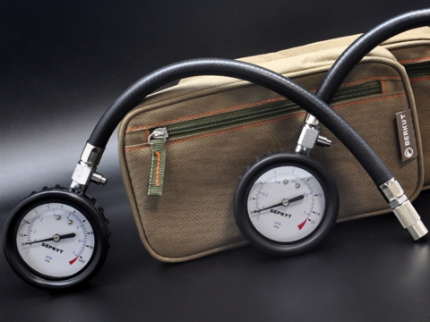 Манометр-дефлятор BERKUT TG-73 (0-7 атм.)