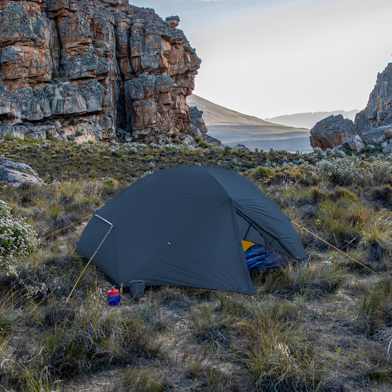 Палатка Naturehike Mongar 2-местная, алюминиевый каркас, сверхлегкая, ярко-синяя