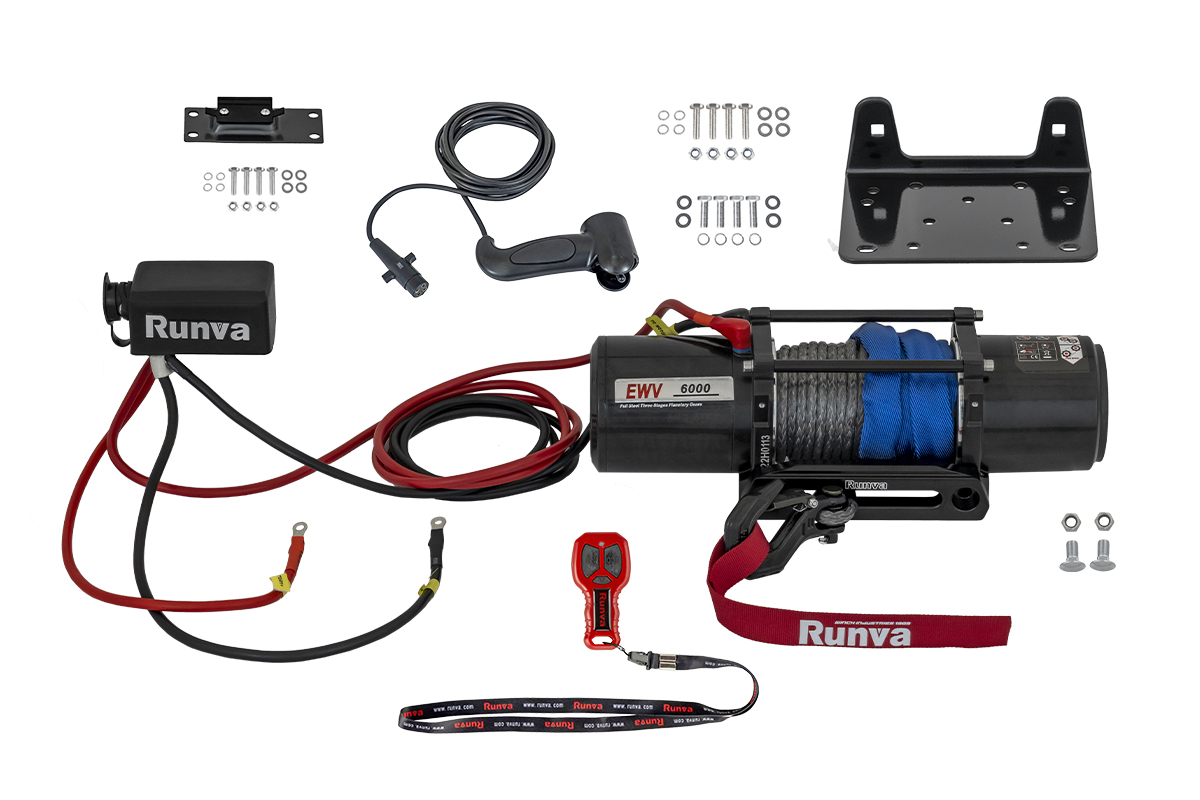 Лебёдка автомобильная электрическая 12V Runva EWV6000SSR 2722 кг (синтетический трос)