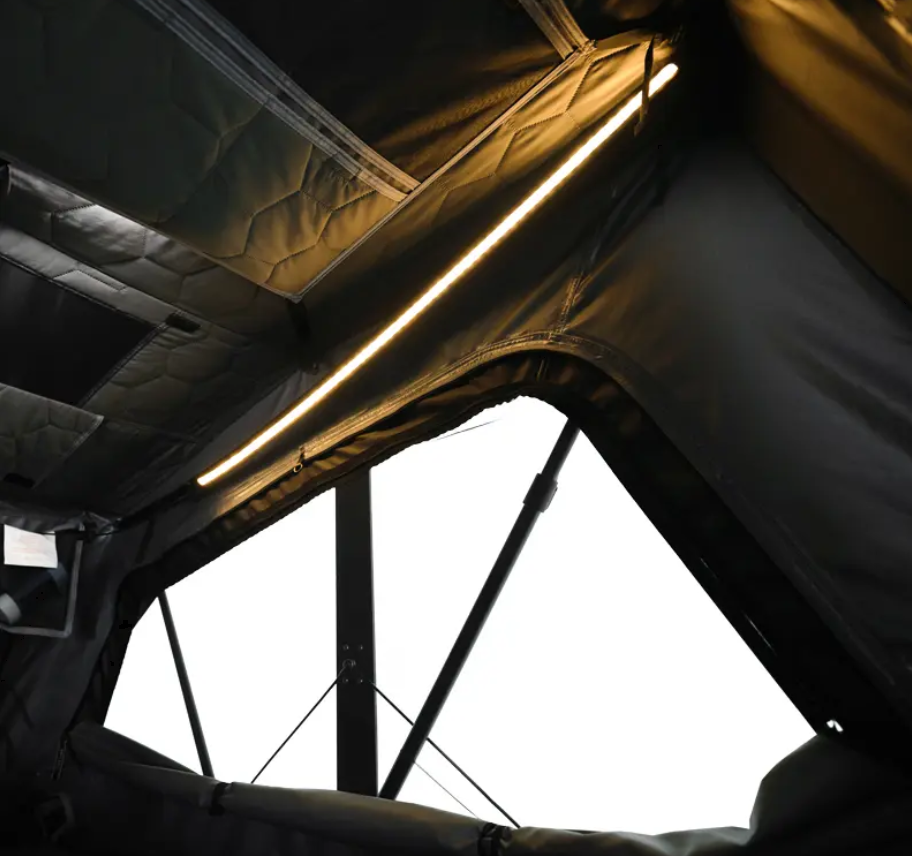 Палатка на крышу автомобиля Wild Land Summit Explorer 180