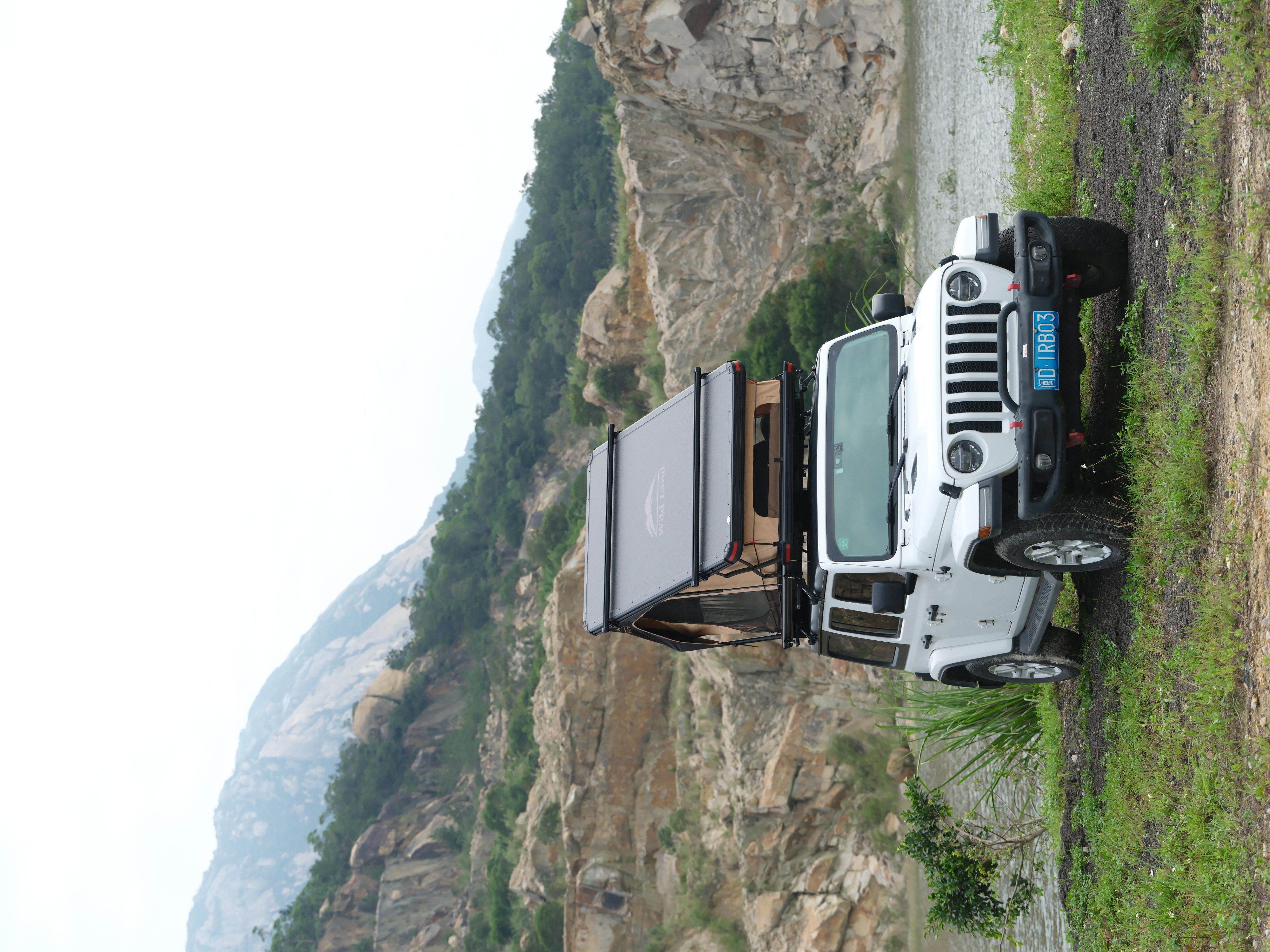 Палатка на крышу автомобиля Wild Land Bush Cruiser 140 V2 Pro ECO