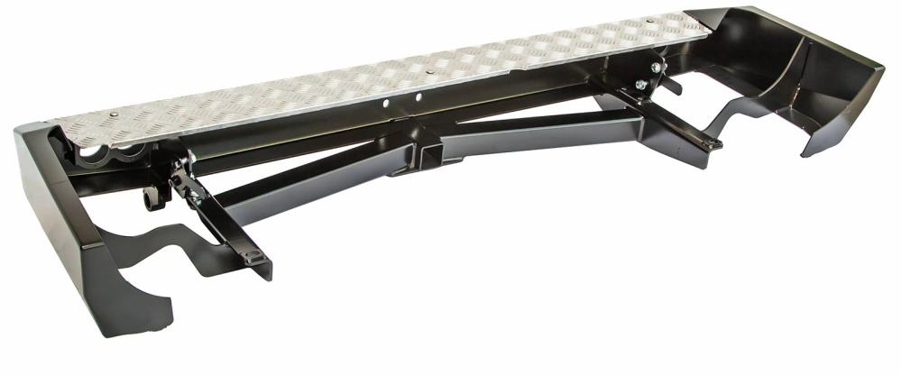 Бампер РИФ задний Toyota Land Cruiser 80 с квадратом под фаркоп и фонарями