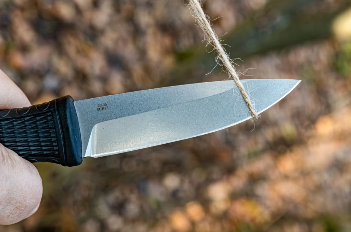 Нож GANZO G806, длина клинка 98 мм, черный