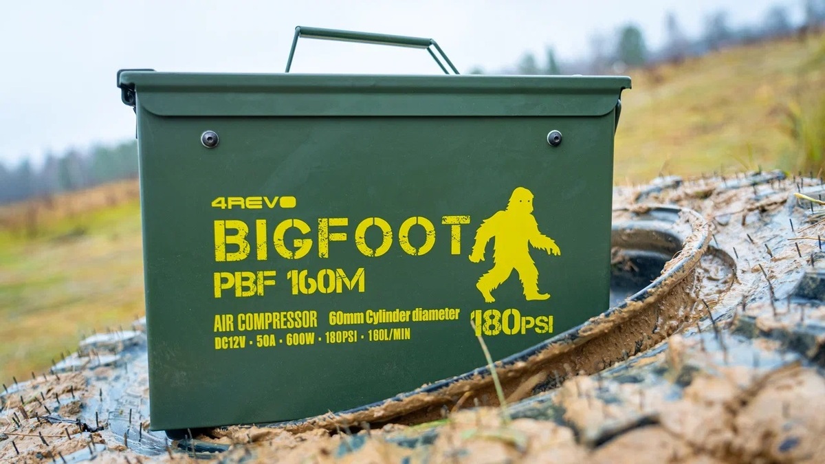 Компрессор в боксе 4REVO Big Foot 160л/мин