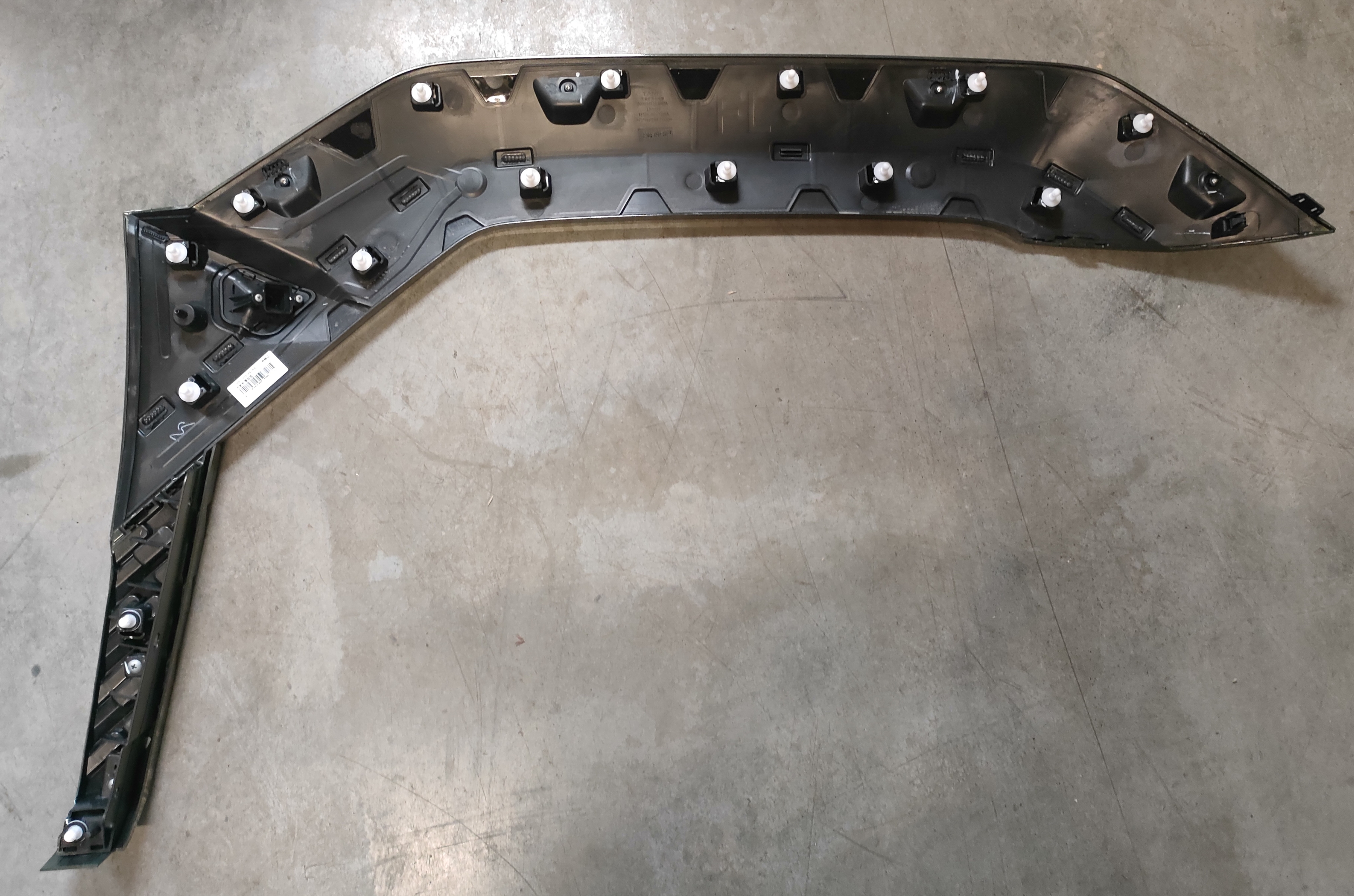 Накладка (расширитель) крыла передний левый Tank 400 5006141XKM42A