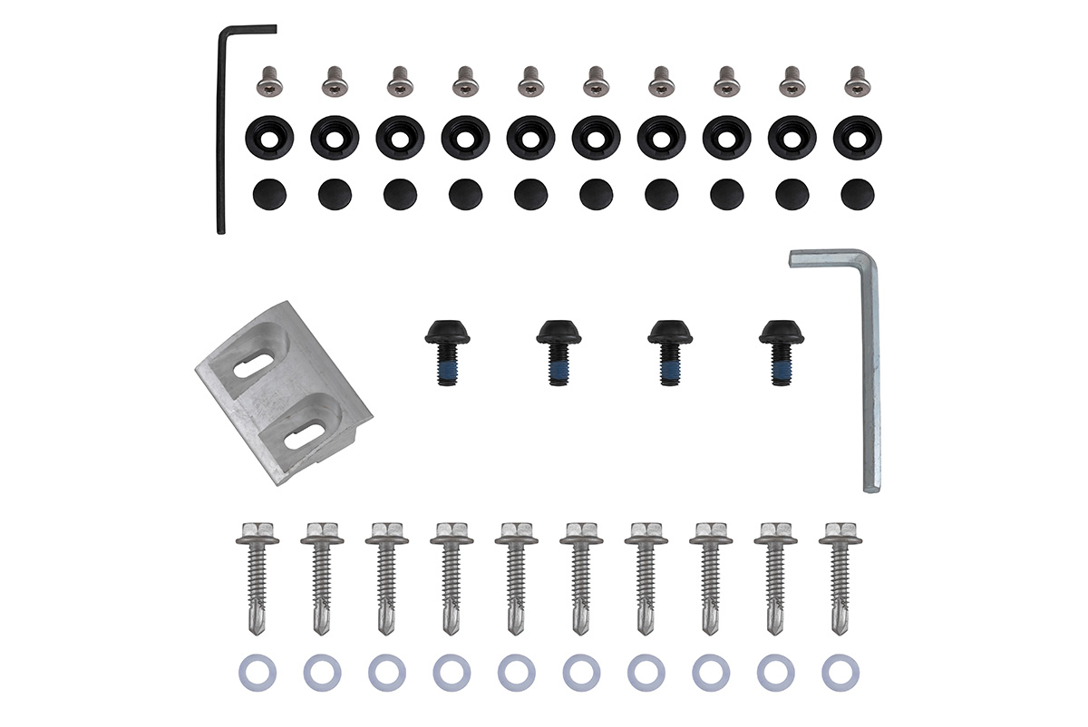 Крышка кузова РИФ для Changan Hunter Plus, роллета раздвижная 1650х1666 мм, алюминиевая, черная