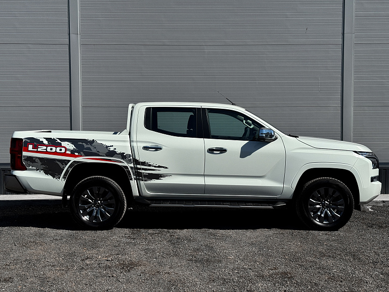 L200 *2888