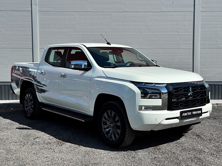 L200 *2888