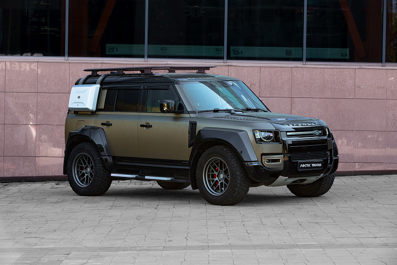 Land Rover Defender *1685