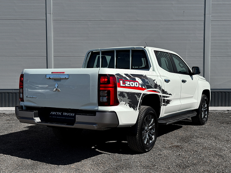 L200 *2888