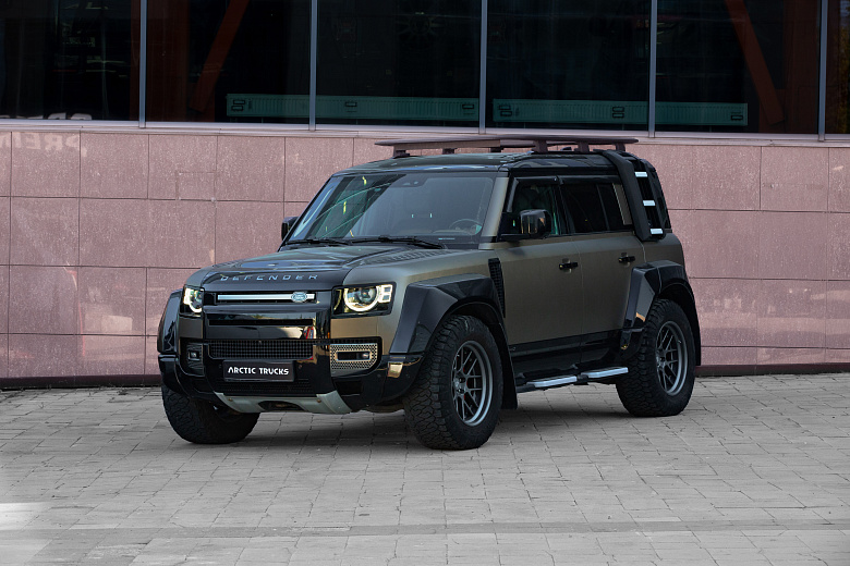 Land Rover Defender *1685