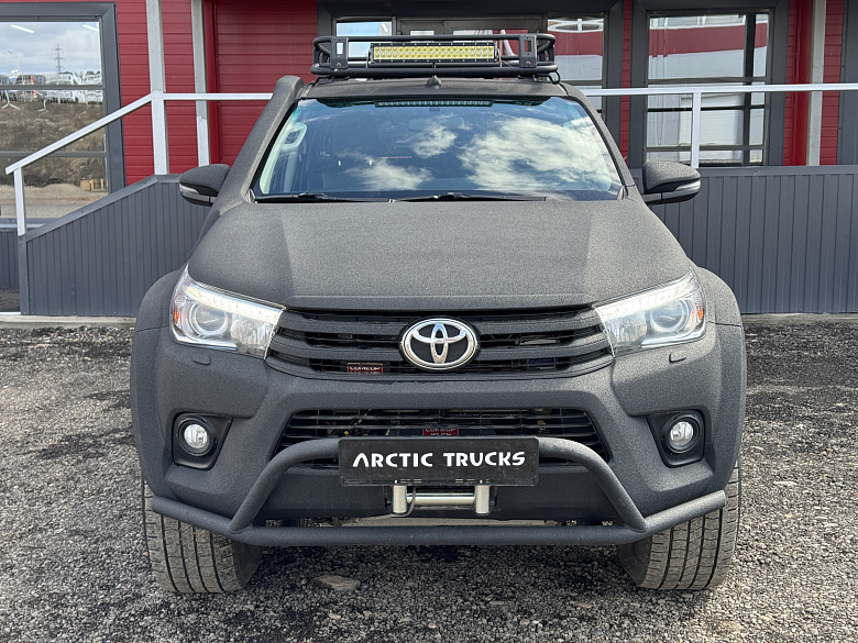 Toyota Hilux 7051